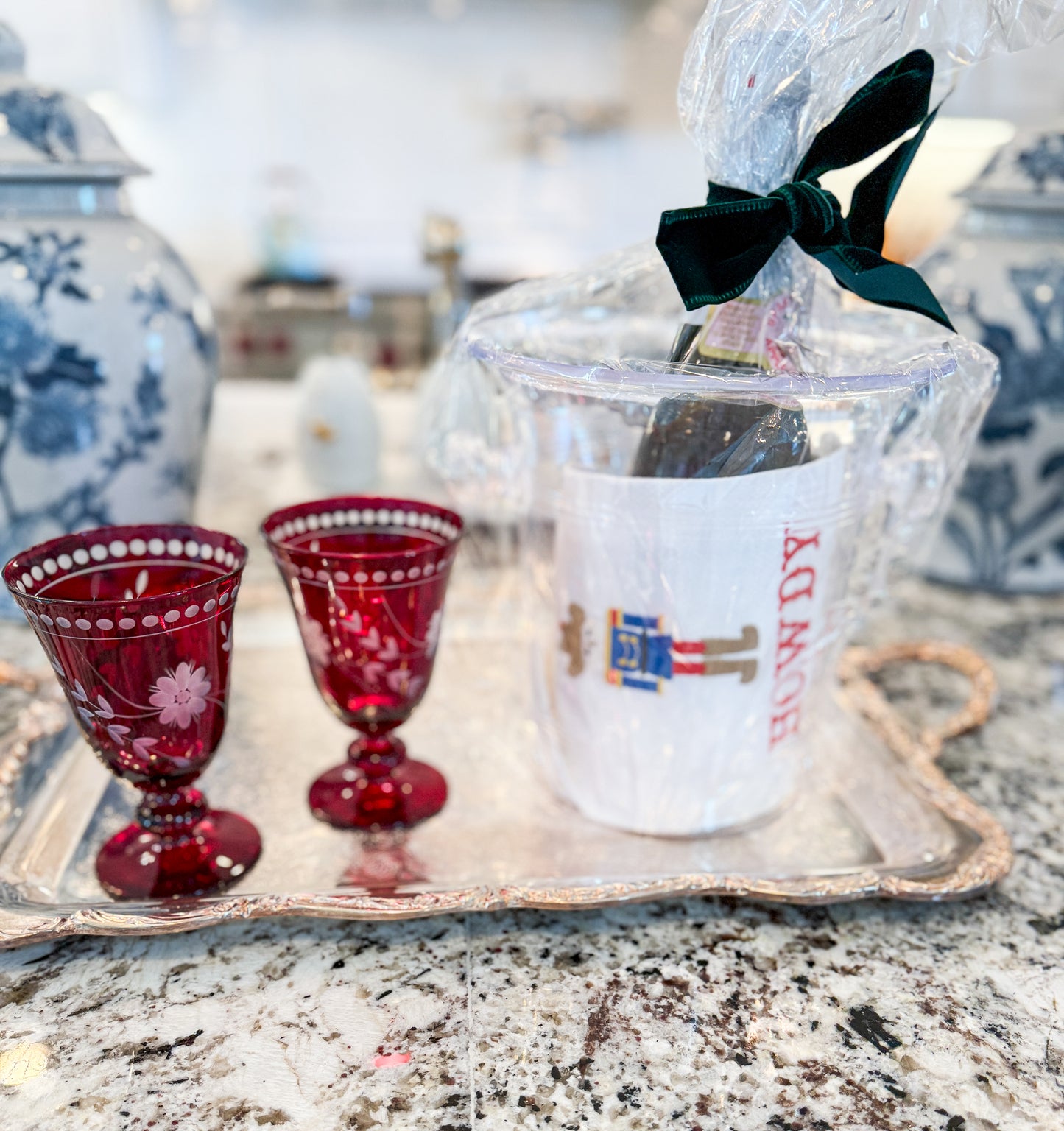 WINE BUCKET WITH HAND TOWEL