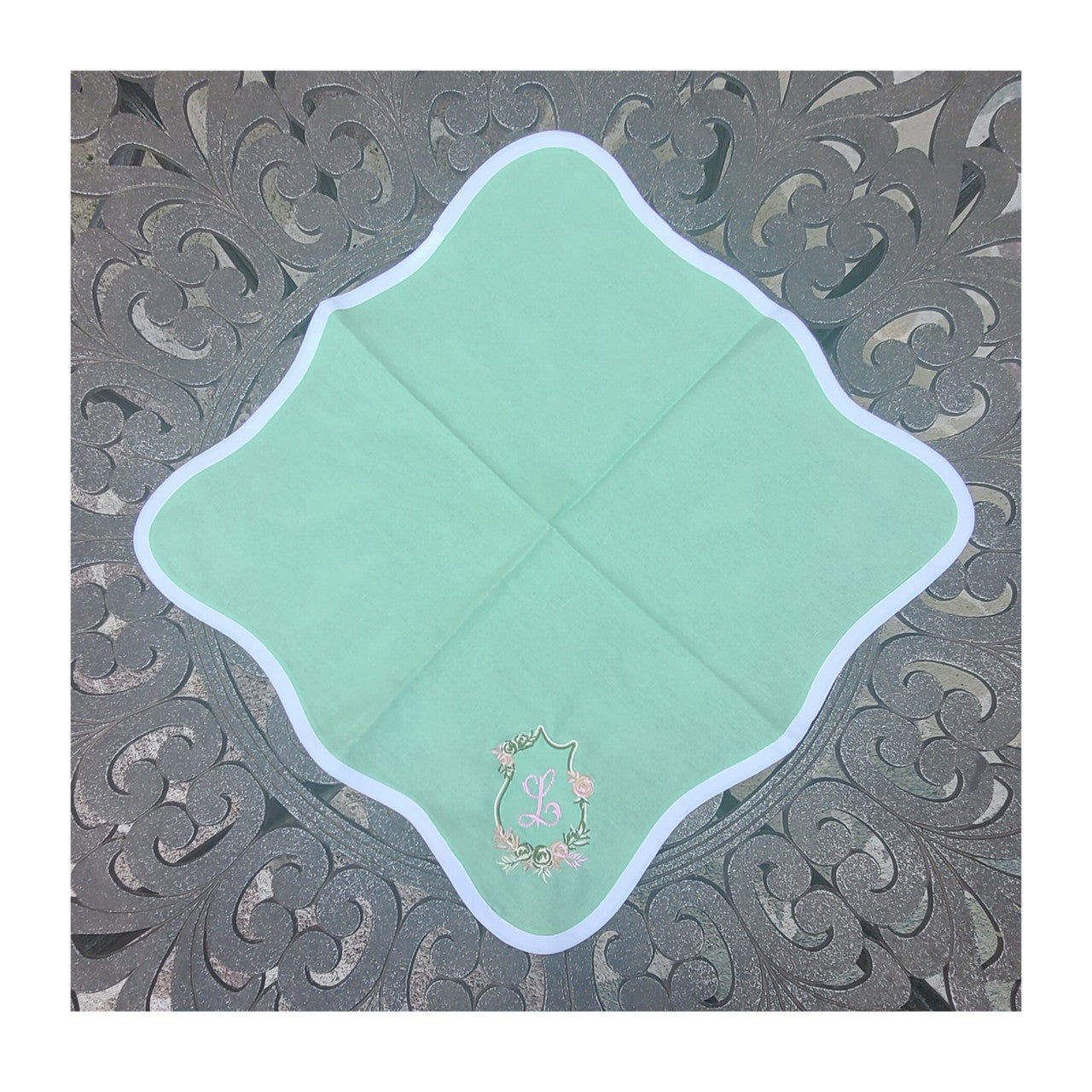 Linen Blend Scalloped Hem Dinner Napkins
