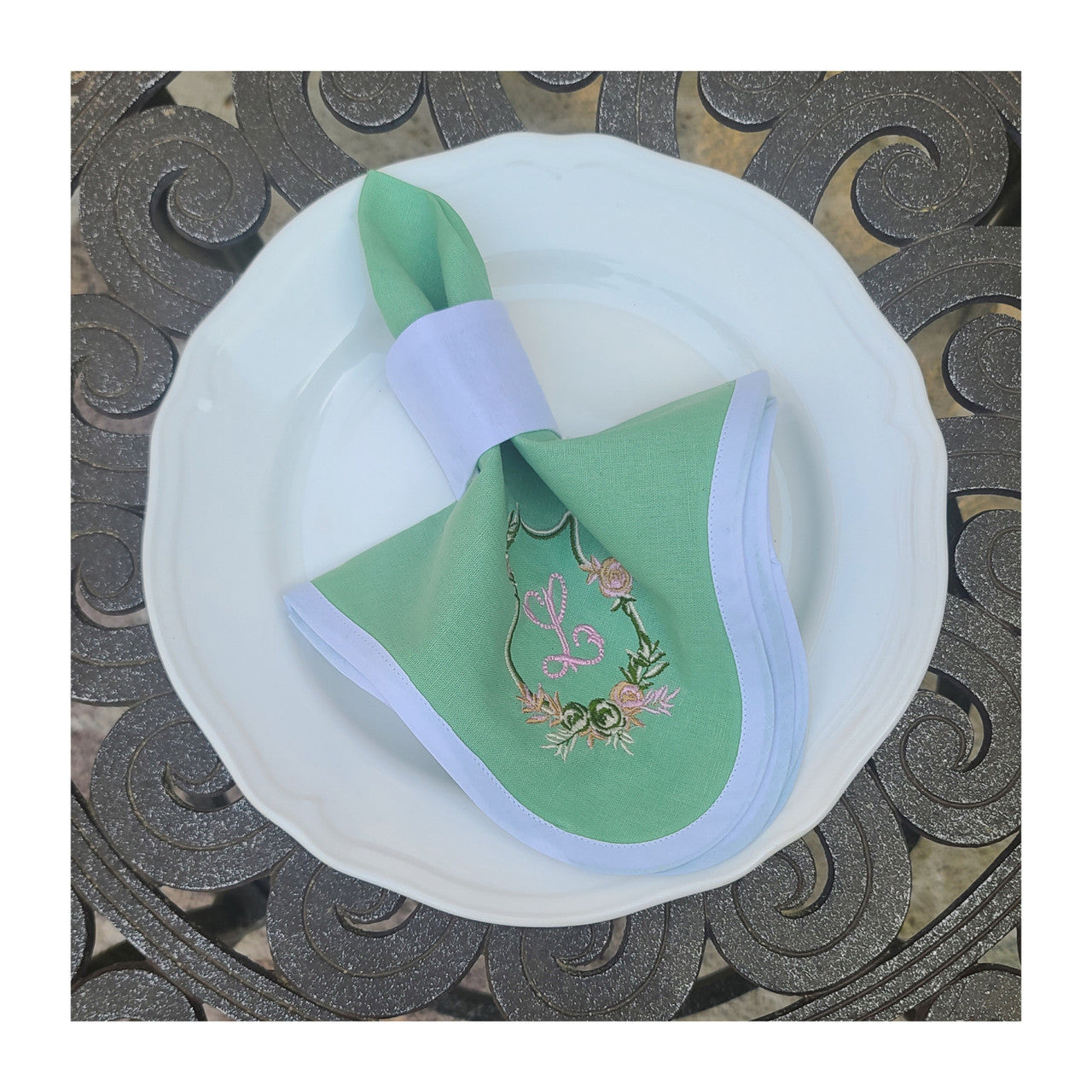 Linen Blend Scalloped Hem Dinner Napkins