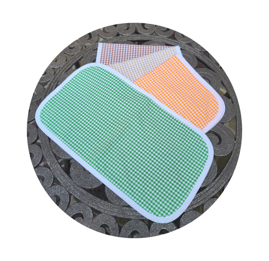 Gingham Bib and Burp Cloth Set