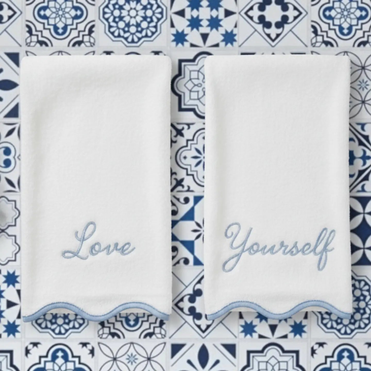 Monogrammed Scalloped Bath Towel