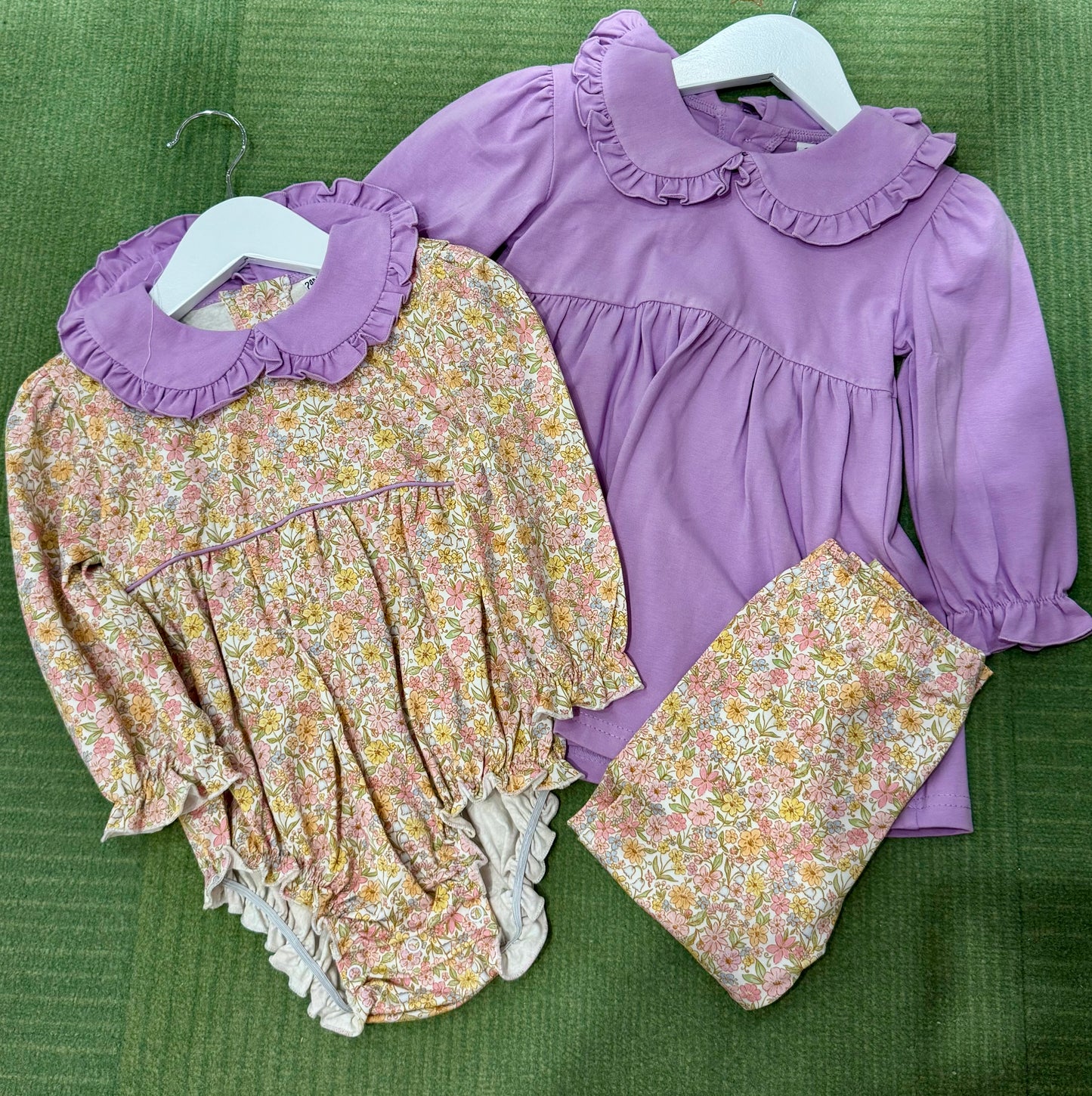 RUFFLE COLLAR FLORAL COLLECTION